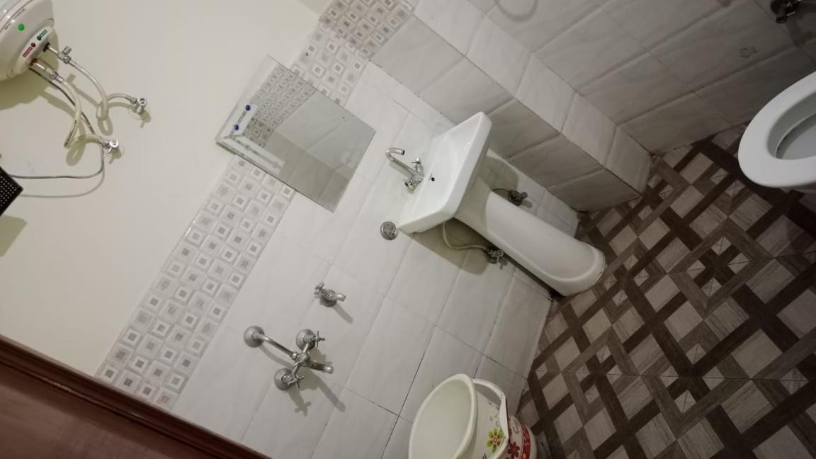 Hotel New Apple Rose Chandigarh Near Railway Station Dariya Uco Bank Ke Pass Dış mekan fotoğraf