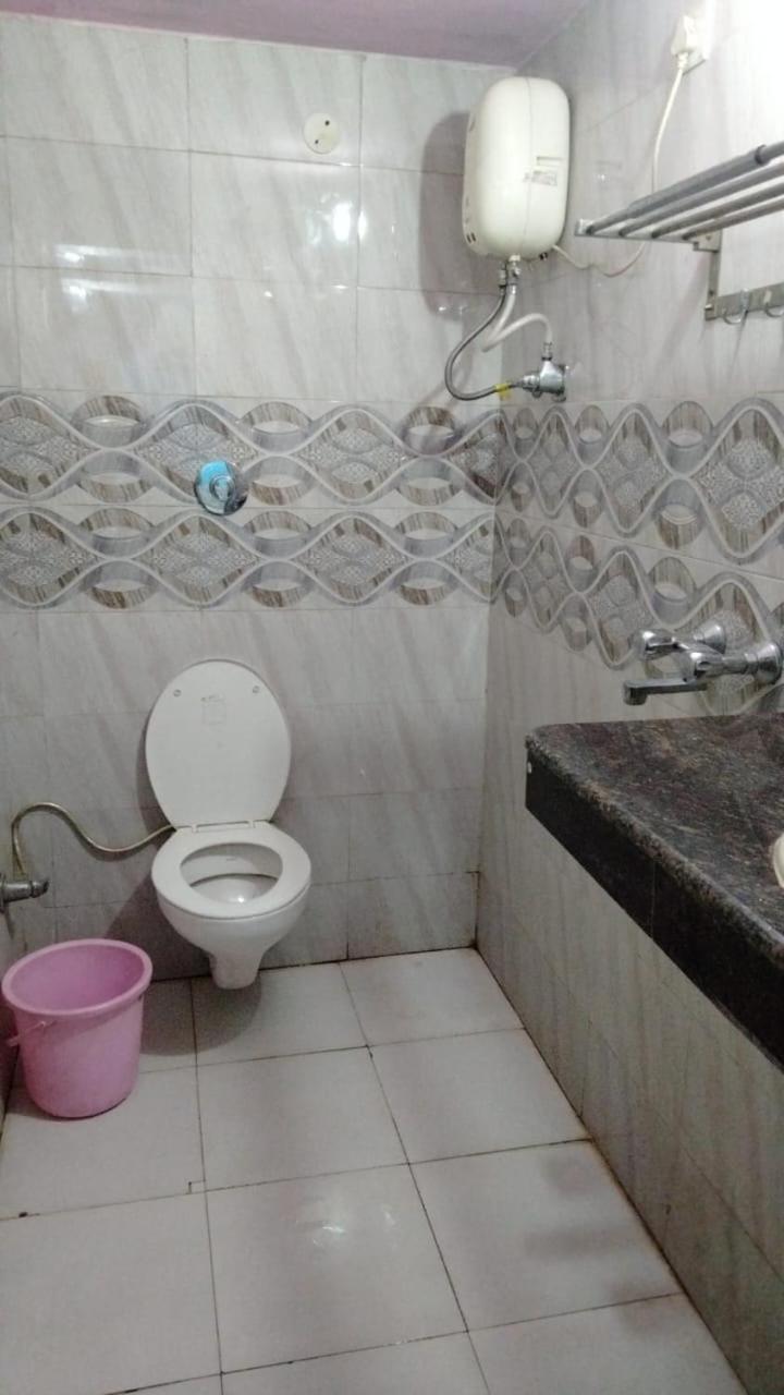 Hotel New Apple Rose Chandigarh Near Railway Station Dariya Uco Bank Ke Pass Oda fotoğraf